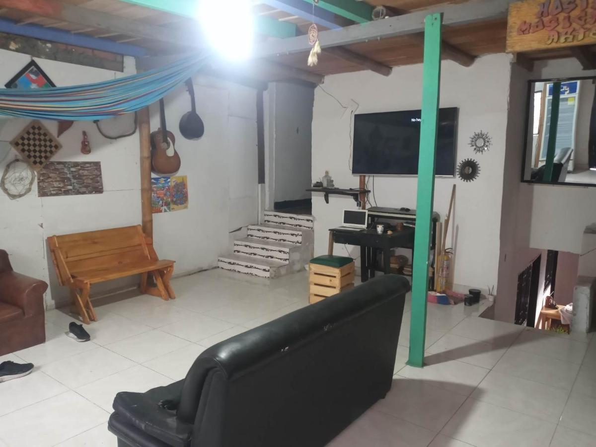 Hostal Musica Y Arte San Augustin Bagian luar foto